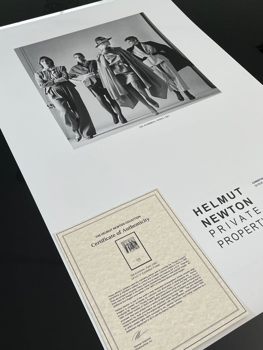 Helmut Newton "Sie Kommen Dressed", Paris, 1982 – Vintage Exhibition Poster