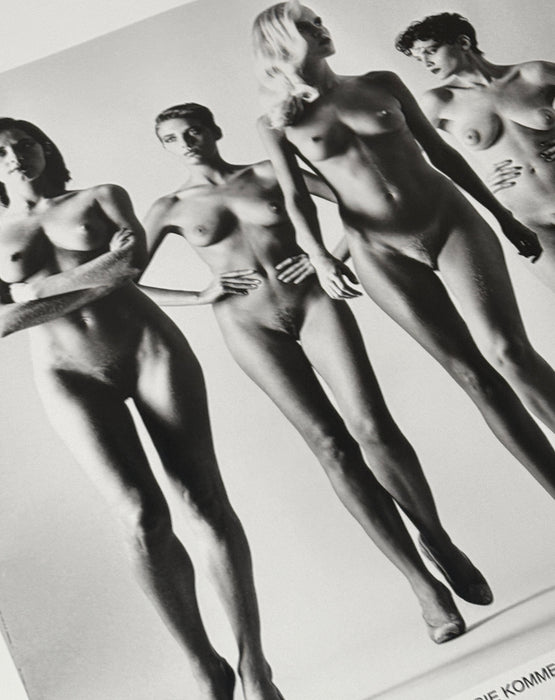 Helmut Newton "Sie Kommen Nude", Paris, 1982 – Vintage Exhibition Poster