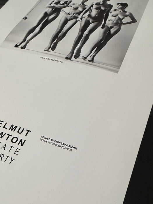 Helmut Newton "Sie Kommen Nude", Paris, 1982 – Vintage Exhibition Poster