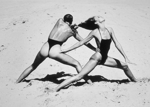 Helmut Newton Lisa Taylor and Jerry Hall Miami 1975 vintage silver gelatin print models in swimsuits posing in stylized duel on beach