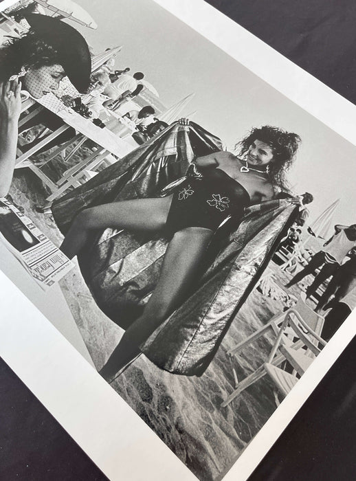 Alt Tag: Helmut Newton Surprise St. Tropez 1981 vintage silver gelatin print 16x20 beach photograph vintage silver gelatin print
